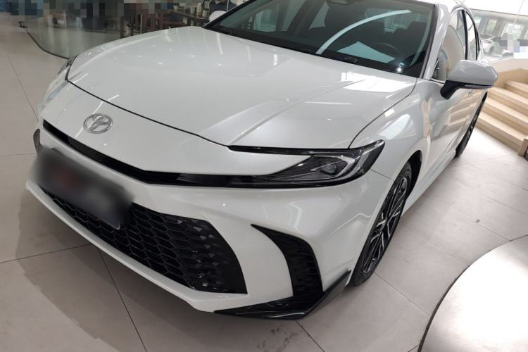 Used Toyota Camry 2026 Model Dual-Engine 2.0HSE Sport Lite Edition