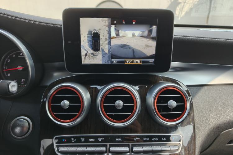 Used Mercedes-Benz GLC 2017 GLC 260 4MATIC Luxury Model