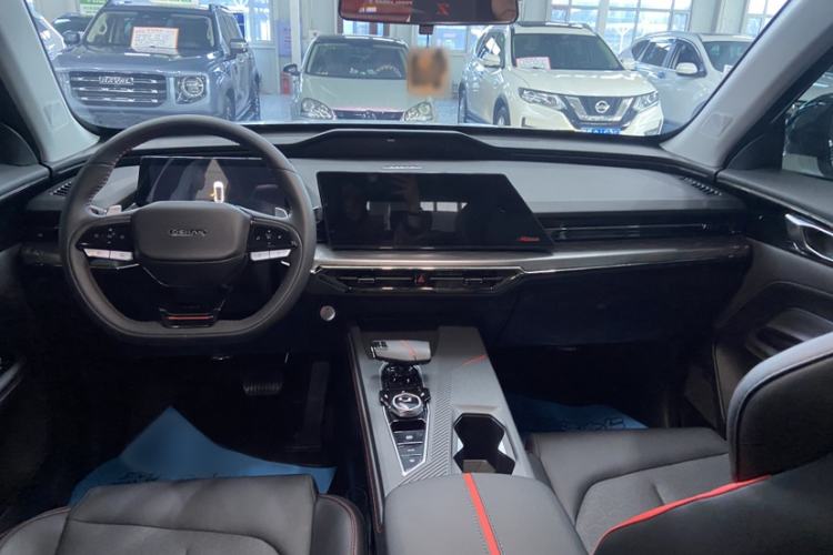 Used Oshan Z6 2022 Blue Whale 1.5T DCT Smart Edition