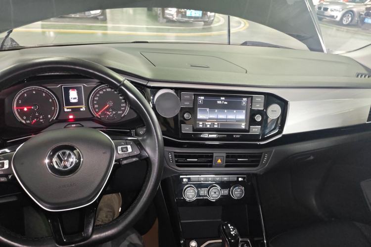 Used Volkswagen Tayron 2019 330TSI Two-Wheel Drive Luxury Model China VI Standard