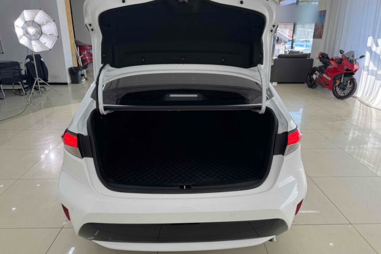 Used Toyota Levin 2021 Dual-Engine 1.8H E-CVT Luxury Edition
