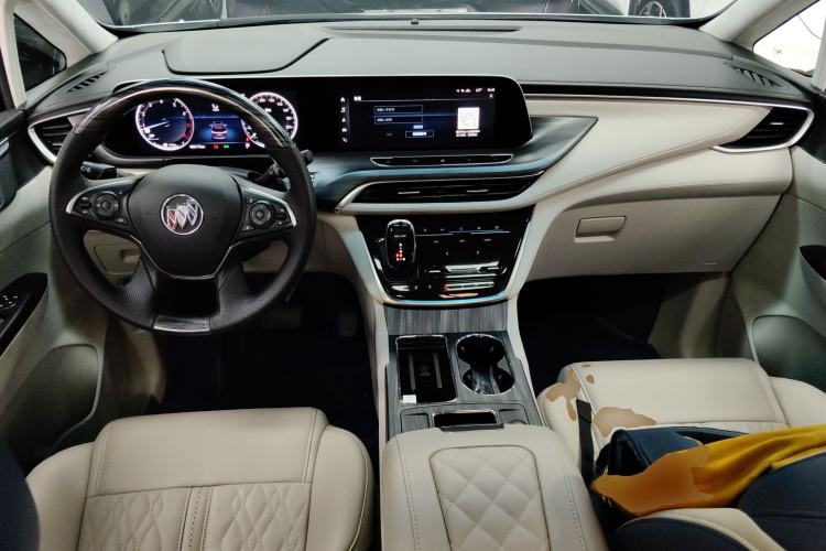 Used Buick GL8 2022 ES Landtrek 653T Comfort Edition Center Console