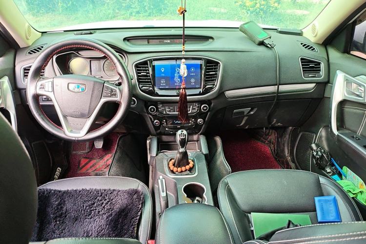 Used Geely Auto Vision X6 2016 1.8L Manual Luxury Model Center Console