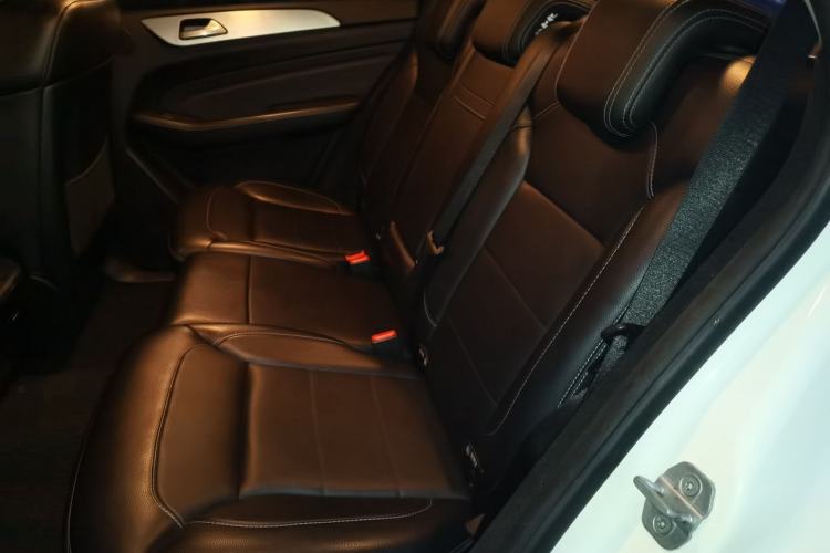 Used Mercedes-Benz M-Class 2012 ML 300
