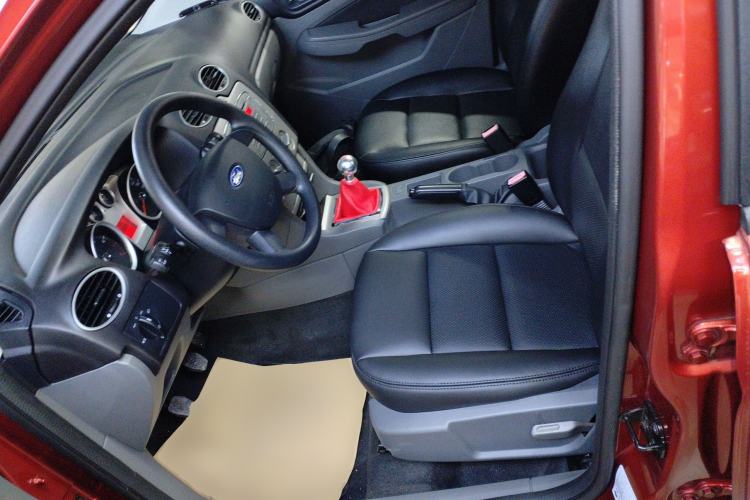 Used Ford Focus 2013 Hatchback Classic 1.8L Manual Base Model