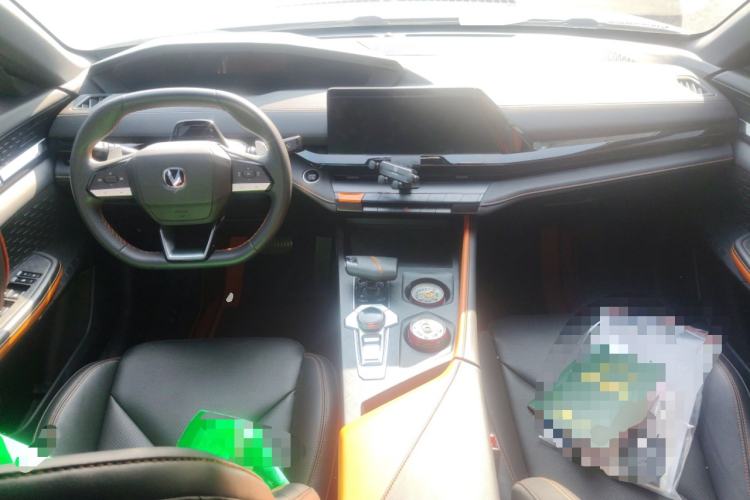 Used CHANGAN UNI-V 2022 1.5T Prestige Version