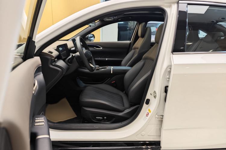 Used CHANGAN Eado 2026 Model, Fourth Generation, 1.5T 500Bar Smart Enjoyment Edition Left Front Seat