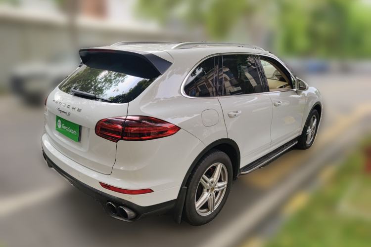 Used Porsche Cayenne 2016 Cayenne Platinum Edition 3.0T Rear Right 45 Deg