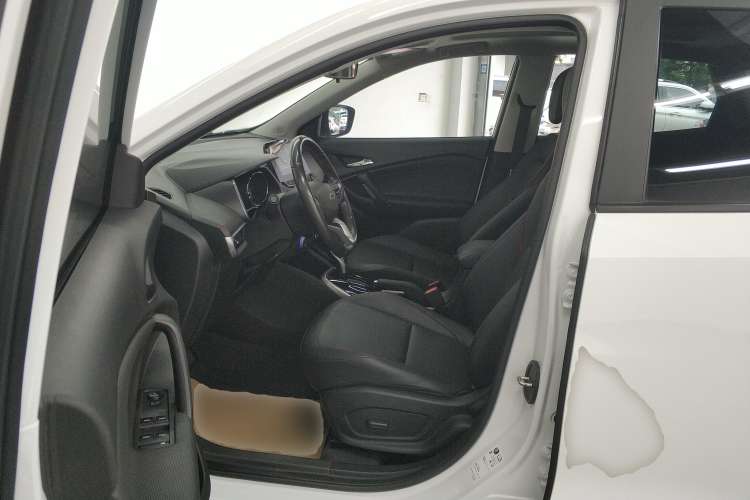 Used Chevrolet Trax 2021 Redline 335T CVT Top-Tier Model China VI Standard