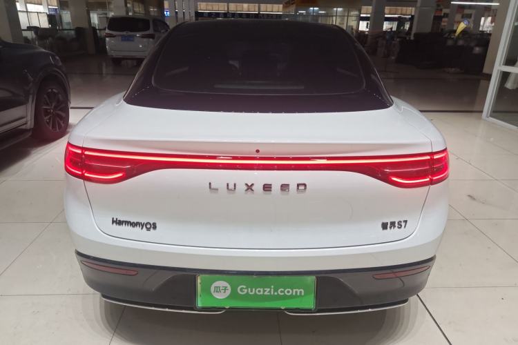 Used Hima Luxeed S7 2024 Max Rear-Drive Long-Range Intelligent Driving Version Exterior 4