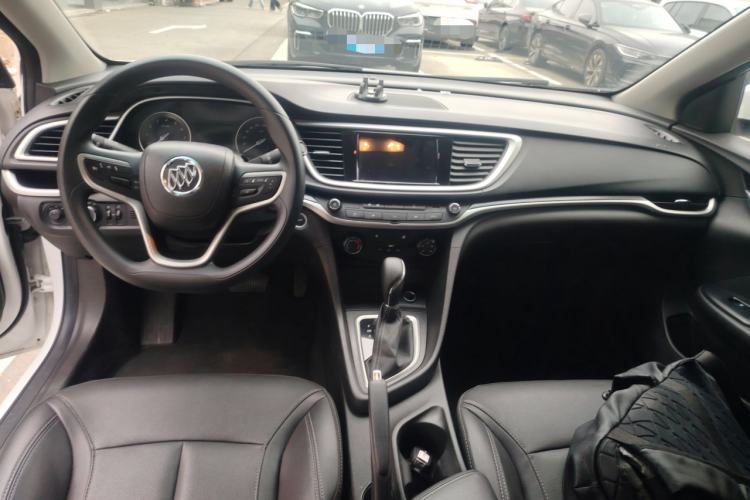 Used Buick GT 2021 Revised Version 1.3T Automatic Mild Hybrid Elite Edition Center Console