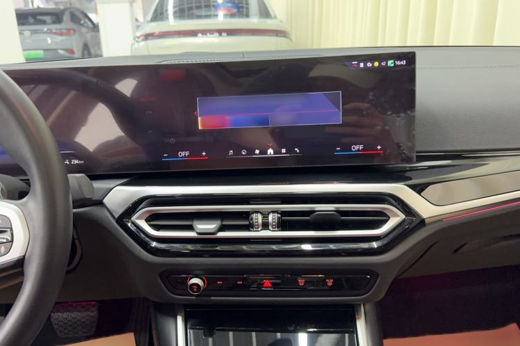 Used BMW i3 2024 eDrive 35 L Audio And AC Panel