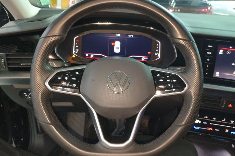 Used Volkswagen Passat 2023 Revised 330TSI Elite Edition Steering Wheel