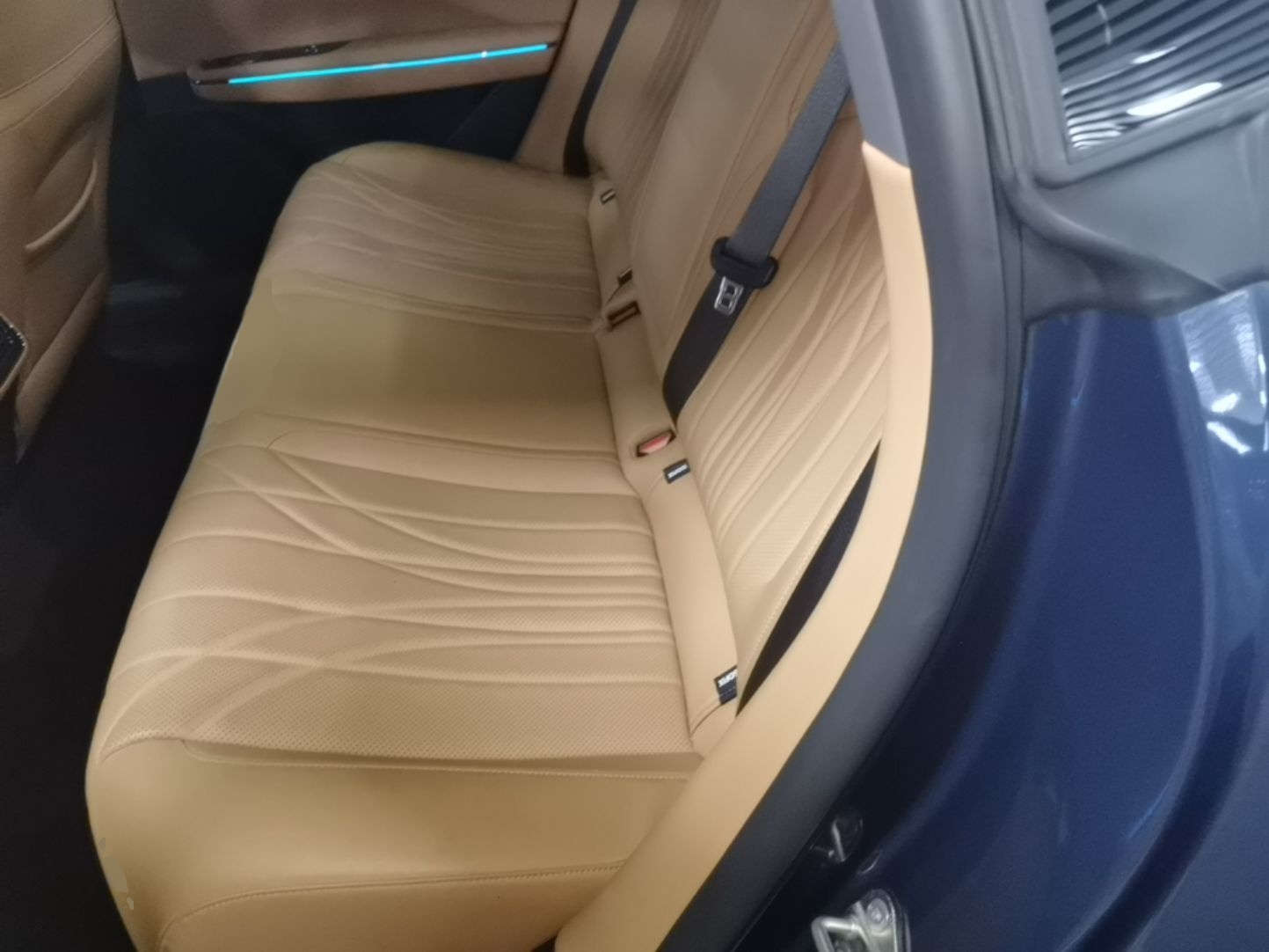 Geely Galaxy 8 2025 130km EM-P Starship Edition — снимка 20