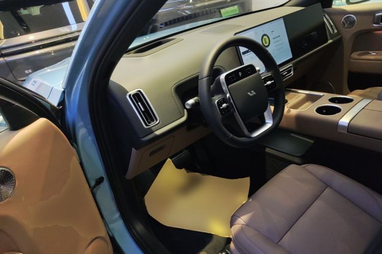 Used Li Auto L7 2025 Ultra Smart Refreshed Edition Driver Seat