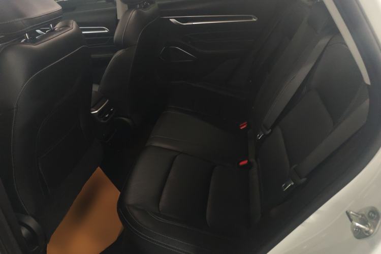 Used Geely Auto Emgrand 2023 4th Generation Champion Edition 1.5L CVT Prestige Model
