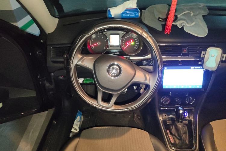 Used Volkswagen C-TREK 2017 1.6L Automatic Comfort Model Steering Wheel