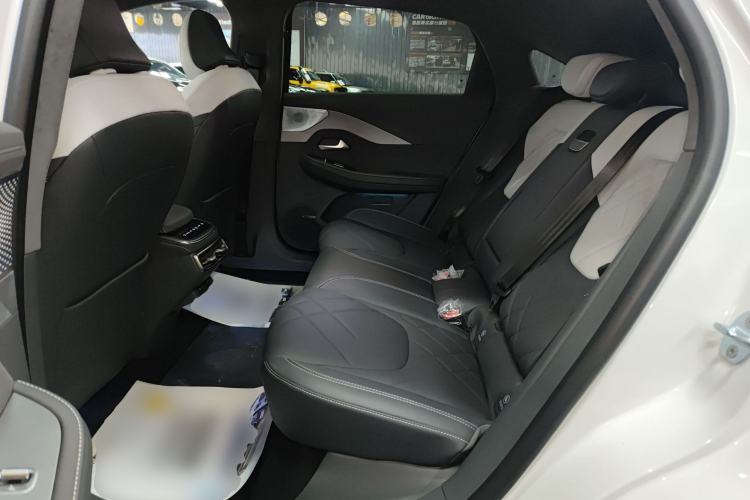 Used ARCFOX Alpha S6 2025 602 with Three LiDAR Sensors