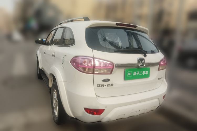 Used JMC Yusheng S350 2011 2.4T Two-Wheel-Drive Luxury 5-Seater
