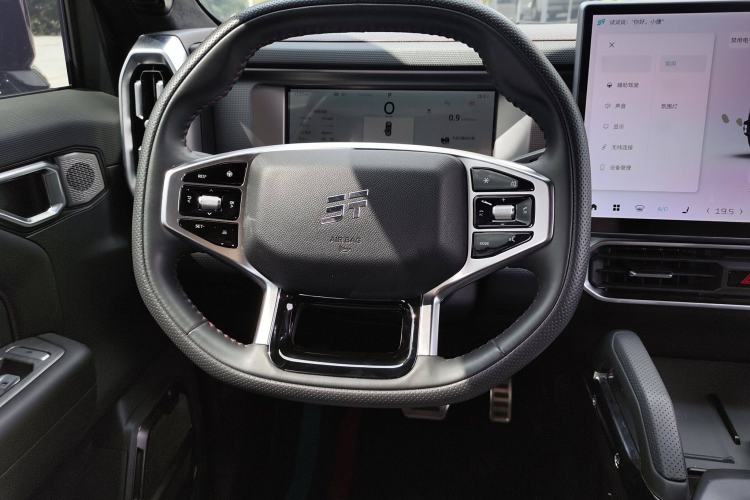 Used JETOUR Traveler 2023 2.0T All-Wheel Drive Conquer PRO Steering Wheel