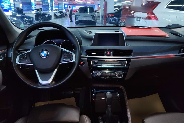 Used BMW X1 2018 sDrive18Li Luxury Model Center Console