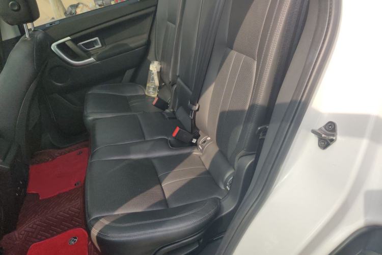 Used Land Rover Discovery Sport 2017 2.0T HSE Left Rear Seat