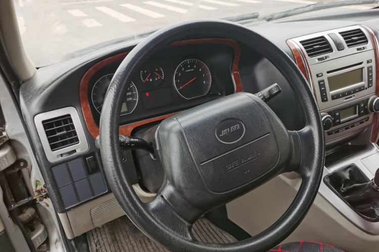 Used Jinbei Grace 2015 2.0L Classic Edition Standard Model Long Wheelbase 7/9 Seats