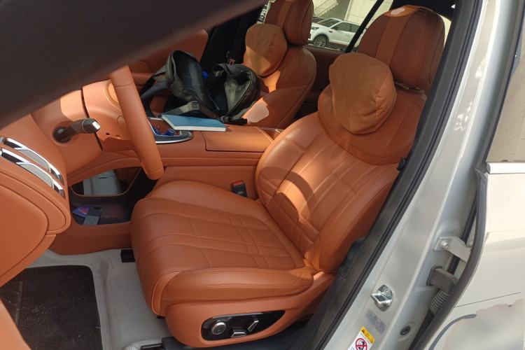 Used Deepal S09 2025 Model Four-Wheel Drive Ultra+ Customized Long-Range Version Left Front Seat