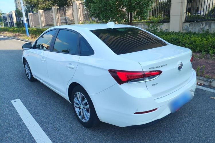 Used Buick GT 2018 18T Automatic Elite Model