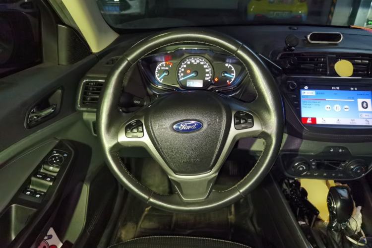 Used Ford Escort 2017 Happiness Edition 1.5L Automatic Fashion Version Steering Wheel