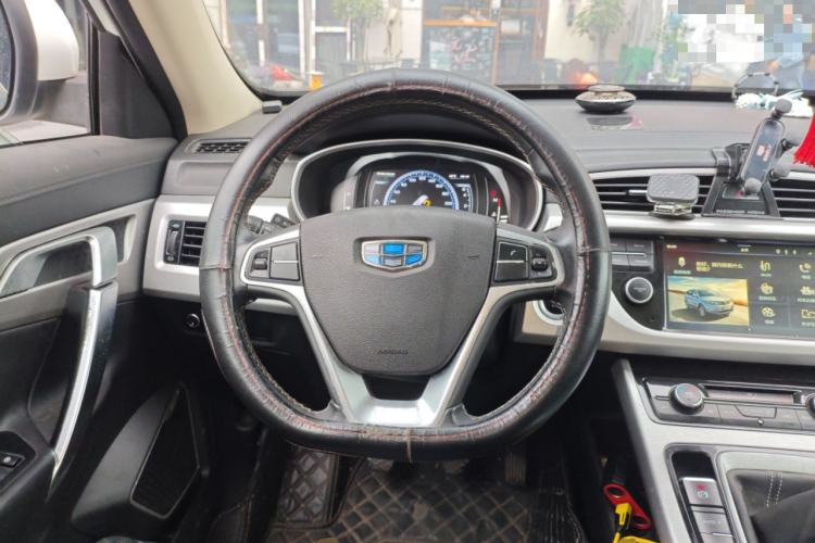 Used Geely Auto Emgrand X7 Sport 2016 2.0L Manual ZhiShang Version
