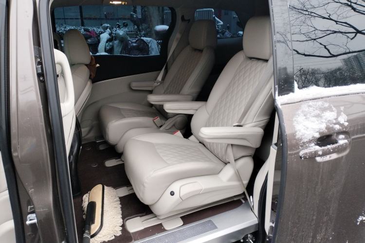 Used Buick GL8 2023 Land Executive Class Smart Enjoyment Model
