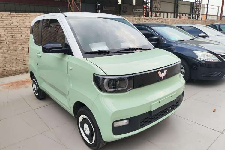 Used Wuling Hongguang MINIEV 2021 Macaron Fashion Model Lithium Iron Phosphate