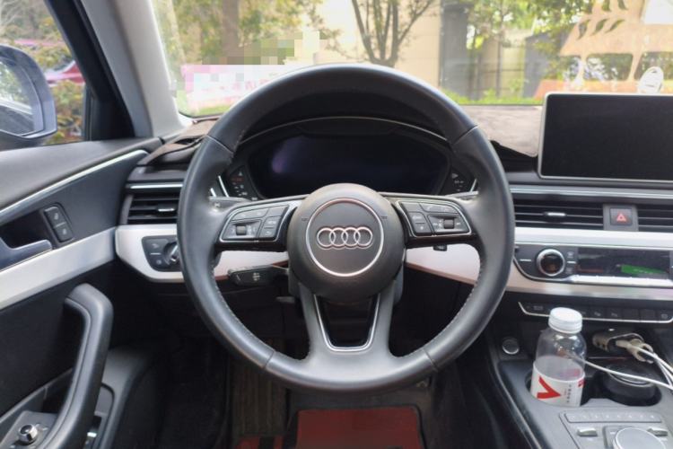 Used Audi A4L 2019 40 TFSI Fashion Version China V

