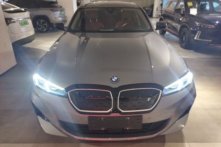 Used BMW i3 2023 eDrive 40 L Midnight Sports Package Front