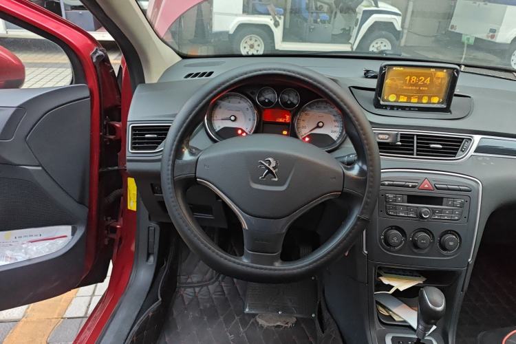 Used Peugeot 308 2014 Enjoy Edition Classic 1.6L Automatic Premium Model Steering Wheel
