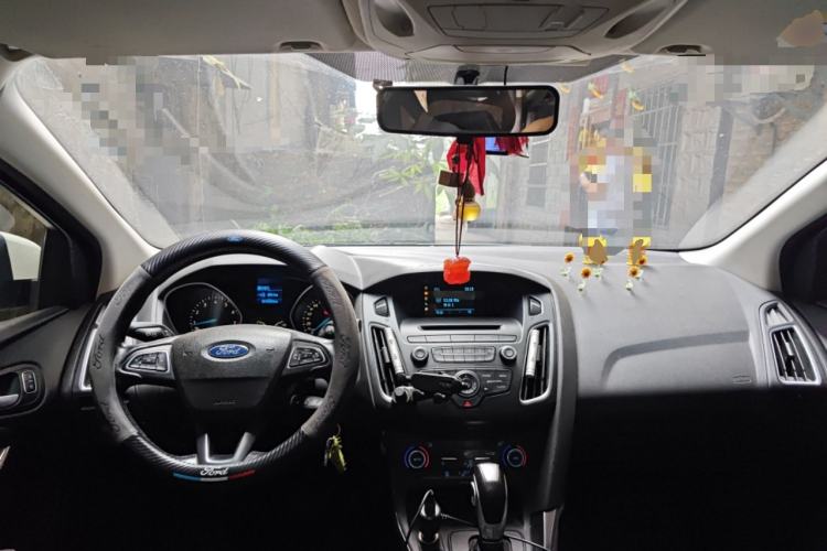 Used Ford Focus 2015 Sedan EcoBoost 125 Automatic Supreme Style Edition