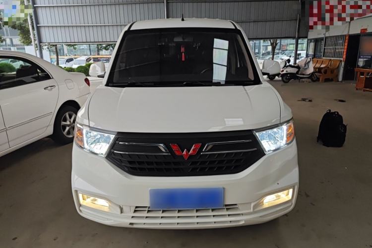 Used Wuling Hongguang V 2019 1.5L Enjoyment Version China VI LAR
