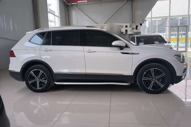 Used Volkswagen Tiguan L 2021 330TSI Automatic Two-Wheel Drive Smart Edition