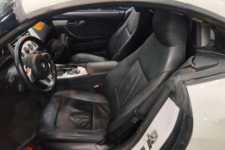 Used BMW Z4 2009 sDrive23i Leading Model
