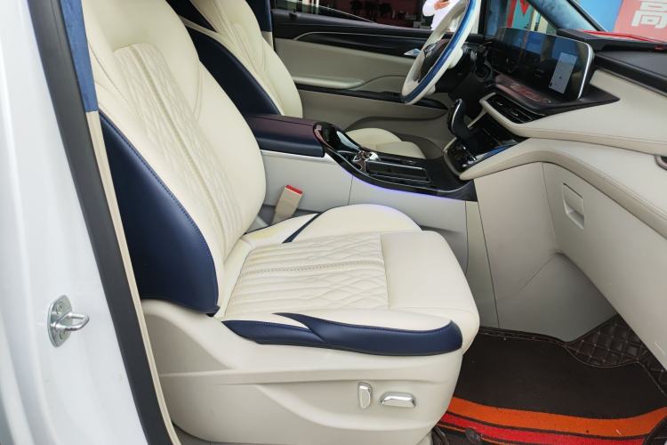 Used Buick GL8 2021 ES Landtrek 653T Comfort Edition
