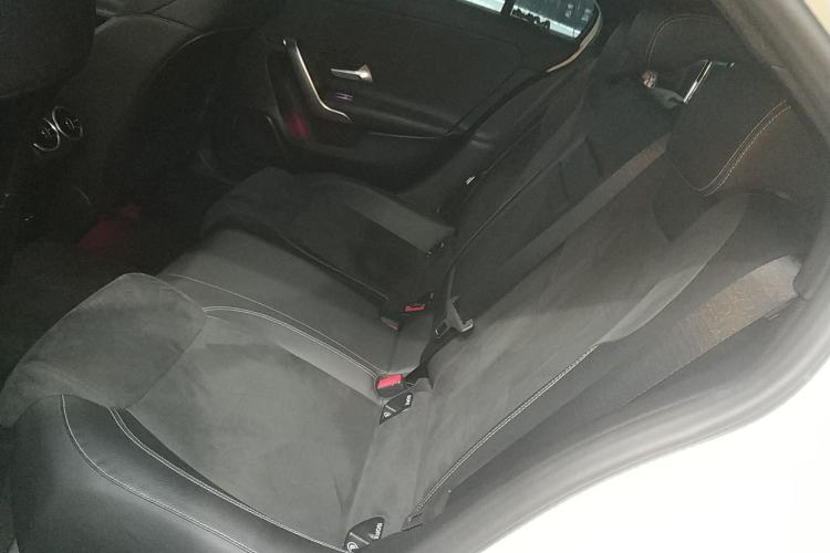 Used Mercedes-Benz A-Class 2020 Restyled A 200 L Sport Sedan Fashion Version
