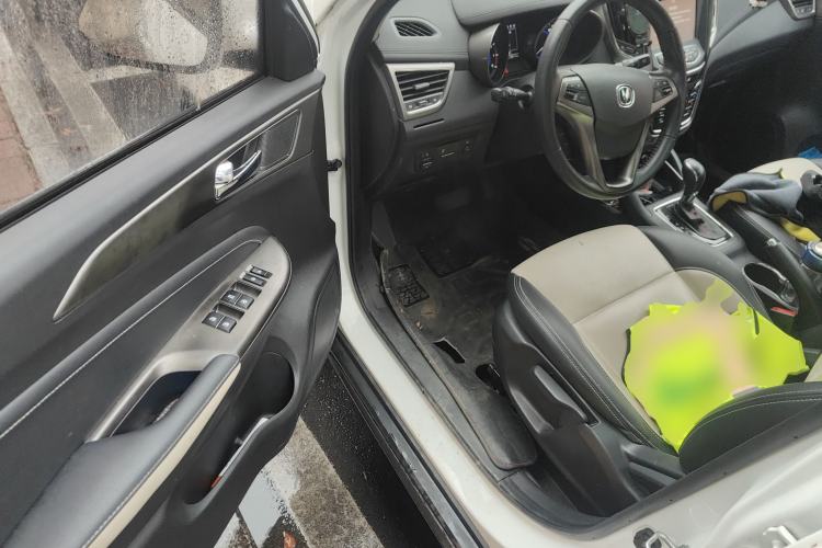 Used Changan CS35 2016 1.6L Automatic Luxury Model China V Standard