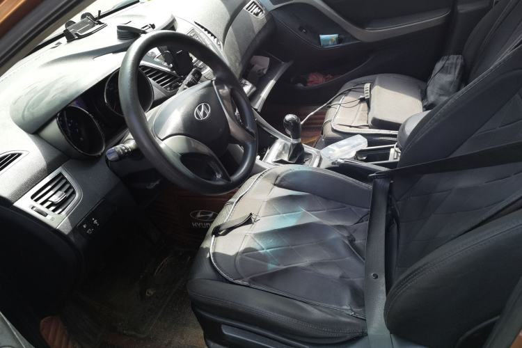 Used Hyundai Elantra (5th Generation / Langdong) 2012 1.6L Manual Leading Model