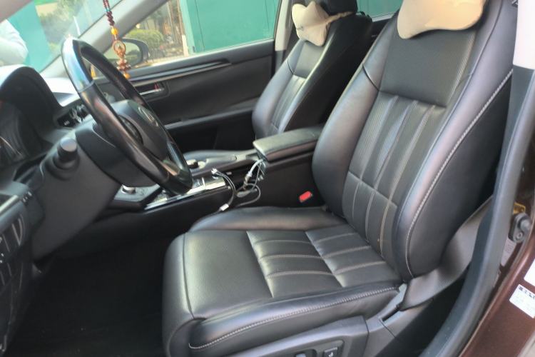 Used Lexus ES 2017 200 30th Anniversary Edition Left Front Seat