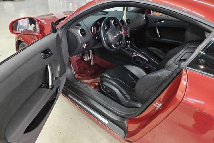 Used Audi TT 2011 TT Coupe 2.0 TFSI Driver Seat