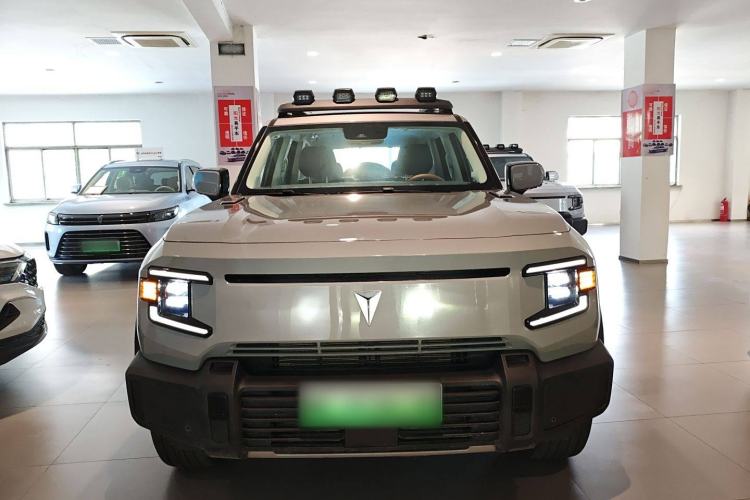 Used Deepal G318 2024 Four-Wheel-Drive Air Suspension Model
