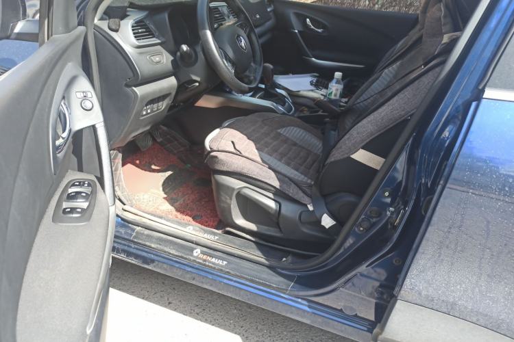 Used Renault Kadjar 2017 2.0L Two-Wheel Drive Fashion Edition
