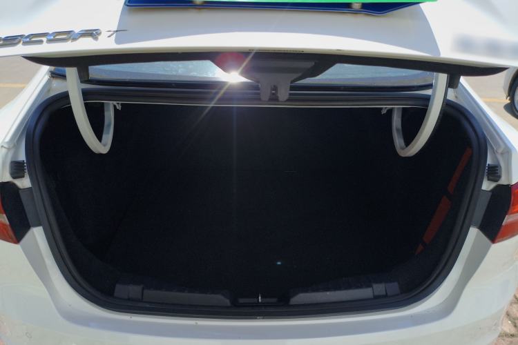 Used Ford Escort 2017 Happy Edition 1.5L Manual Fashion Model