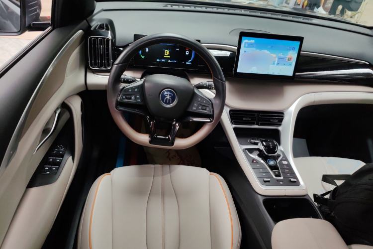 Used BYD Song Pro New Energy 2024 HONOR Edition DM-i 71KM Navigation Model